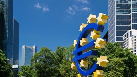 Borse in ribasso in attesa di Draghi