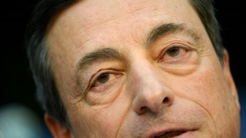 Draghi: politica Bce “ancora più accomodante”, unanimità su misure non convenzionali