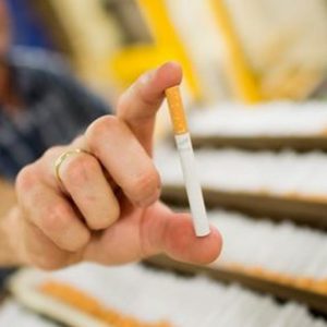 Sigarette: stangata sul tabacco e sconto sulle e-cig