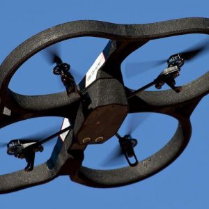 Amazon, insansız hava araçlarını uçurmak için ABD makamlarından izin istiyor