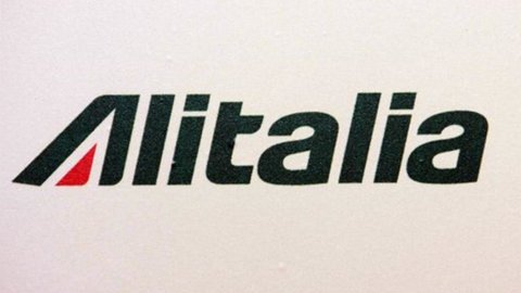 Alitalia: ya untuk kesepakatan Cisl dan Uil, CGIL meminta waktu