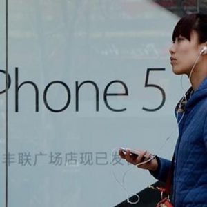 Guerra dei brevetti: Apple e Samsung fanno pace fuori dagli Usa