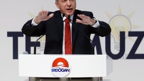 Wahlen in der Türkei: Ministerpräsident Erdogan gewinnt haushoch und wird Präsident des Landes