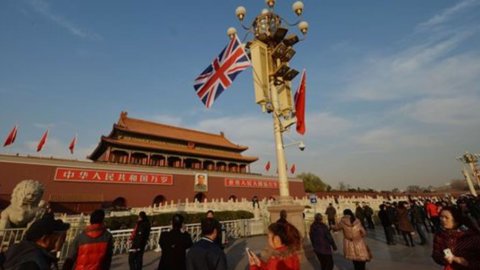 Eine fahrerlose U-Bahn in Peking