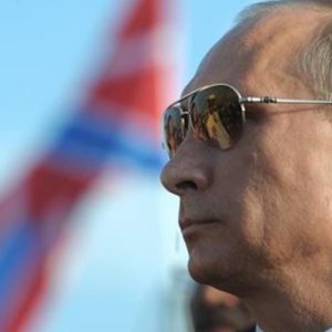 Putin: "A Rússia não deve se isolar do mundo, não vamos cortar relações com nossos parceiros"