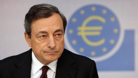 Bce, Draghi: varato piano per acquisto Abs