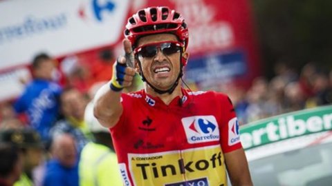 骑自行车，Contador 赢得赛段并抵押他的第三个 Vuelta