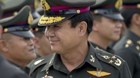 泰国，巴育将军的精神