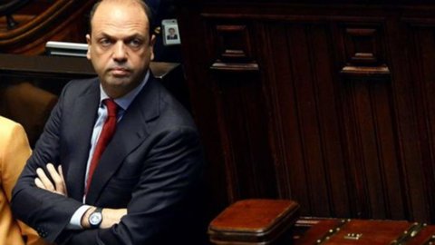 Governo, Orlando e Alfano aprono a magistrati e polizia