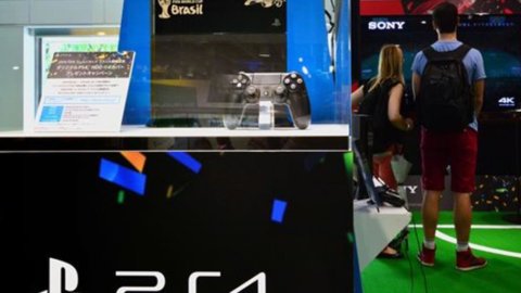 Sony, peggiorano previsioni perdite: rosso da 1,7 miliardi nel 2014