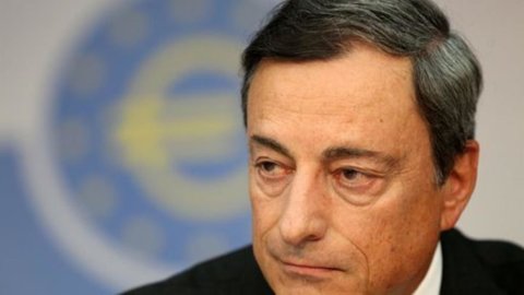 Le parole di Draghi sulla debolezza della ripresa gelano le Borse: Piazza Affari (-1,4%) la peggiore