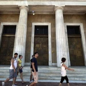 Fitch quebra a Bolsa de Valores de Atenas