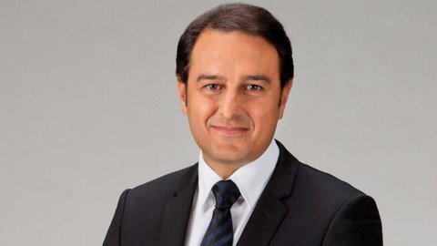 Luxottica, alla Borsa piace il nuovo co-ad Adil Mehboob-Khan