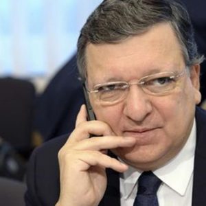 Lettre de l'UE, Barroso irrité. Et l'affaire éclate