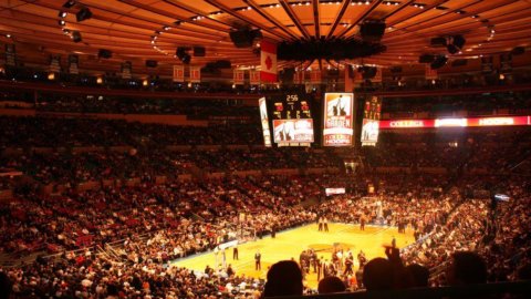 New York, Madison Square Garden berlipat ganda