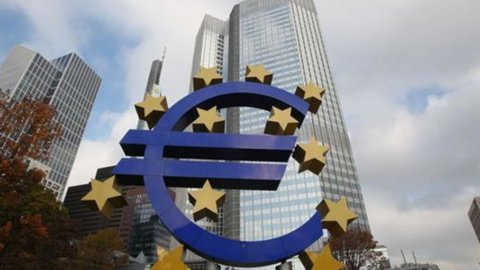 Zone euro, la BCE abaisse ses estimations sur le PIB et l'inflation