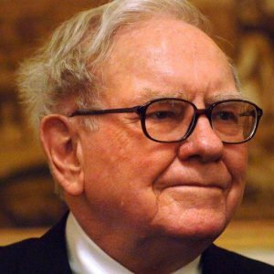 Buffett bertaruh pada GM dan AT&T, mengurangi saham di Walmart