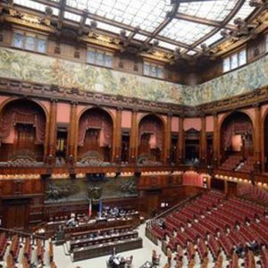 Il Jobs Act è legge: l’approvazione definitiva al Senato. Renzi: “L’Italia cambia davvero”