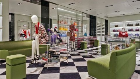 Prada rientra in Italia, via dal Lussemburgo tutte le società