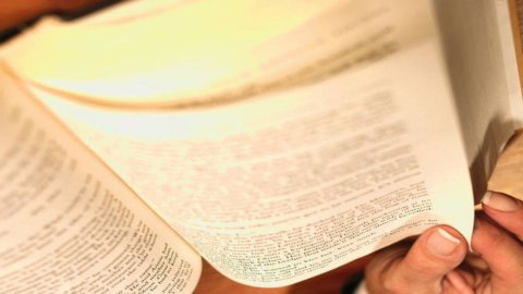 Gruppo Eni, Agenzia Italia firma accordi in Pakistan e Ecuador