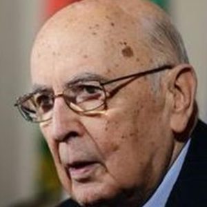 Napolitano renuncia em janeiro: o Quirinale trava o governo e faz reformas