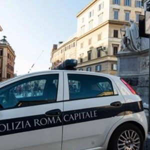 Policías ausentes, Renzi: cambiar las reglas de la Autoridad Palestina