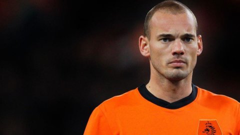 Sneijder quer Juve e Inter em Shaqiri