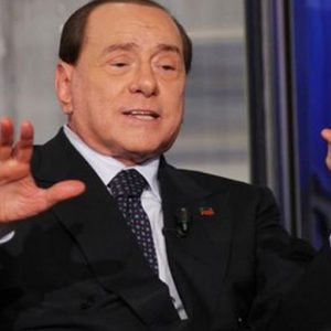 Salva-Berlusconi, il Governo vuole dimezzare il 3%