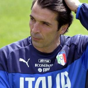 Zucchi: Buffon وقت پر 5 ملین کیپٹل اضافہ ادا نہیں کرتا