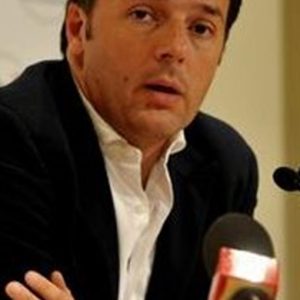 Salva-Berlusconi, Renzi: "Küçük el benim"