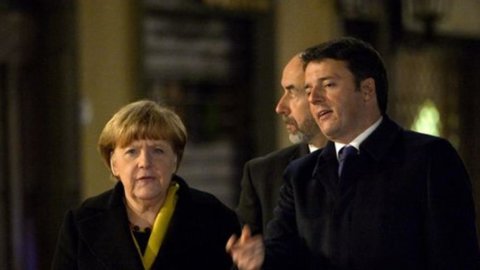 Başbakan Renzi-Merkel: "Şimdi reformların turbosu"