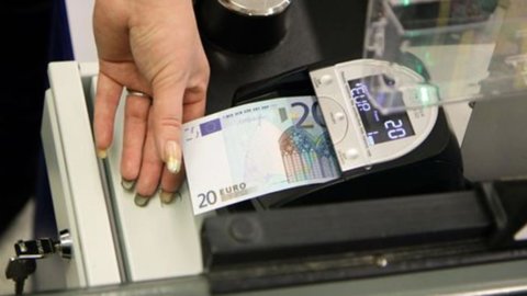 Bankalar 5 yılda 2 reform size az geliyorsa