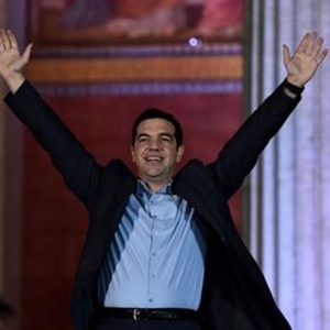 Tsipras は市場に影響を与えるが、パニックにはならない: ユーロとアジアは下落するが、債務問題でゲームは開かれている