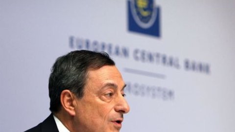 Draghi: "Yunanistan'ın mali baskısı AB ortalamasının çok altında"