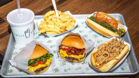 Wall Street, tutti pazzi per gli hamburger Shake Shack