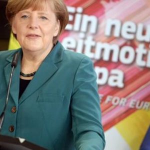 Grecia, Renzi media fra Merkel e Tsipras