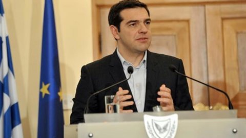 GRECIA E ITALIA – Tsipras oggi a Roma cerca una sponda in Renzi per rompere l’isolamento