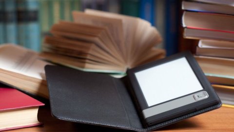 Apple, Amazon e l’ebook: chi vincerà la sfida dell’innovazione?