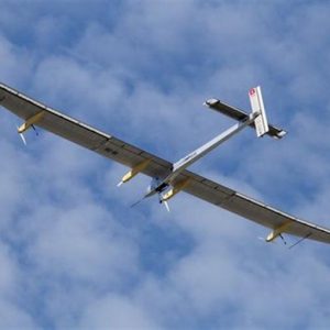 Solar Impulse 2, 5 ayda dünyanın çevresini dolaşacak ilk sıfır darbeli uçak