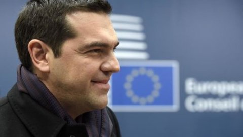 Griechenland in die Enge getrieben, Chinesen in Pirelli und Saipem