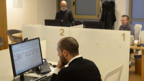 Contratto bancari: oggi è il giorno della firma