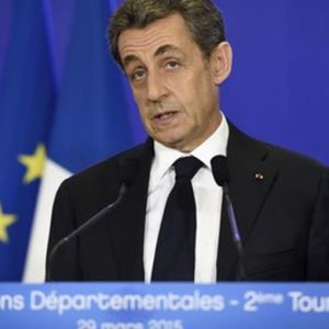 Pemilihan Perancis 2015: kemenangan Sarkozy, Le Pen dan Hollande gagal