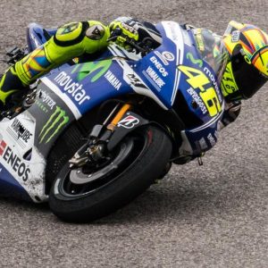 Rossi raja Spanyol: Marquez dikalahkan