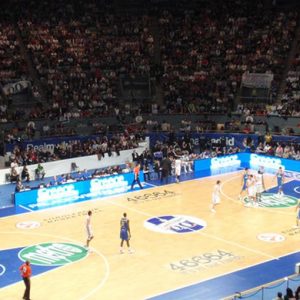 Basket, euroflop per Milano e Sassari