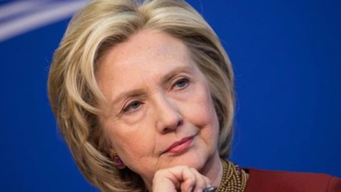 Hillary Clinton shock: ha la polmonite