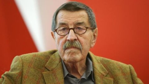 Farewell to Nobel laureate Gunter Grass, wrote "The Tin Drum"