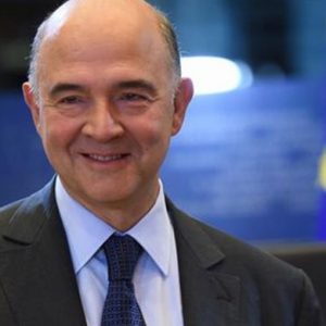 Moscovici: flessibilità su migranti e terremoto e sostegno antipopulista a Renzi