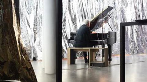 HangarBicocca/Mailand: John Tibury und John Lely spielen woof woof