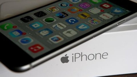 Sconto iPhone X: risparmi fino a 425 euro con la permuta