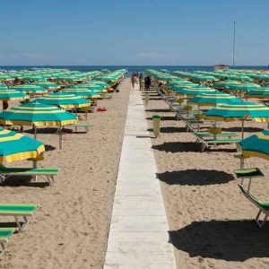 La mare cu trenul: călătorie gratuită pentru cei cazați în Rimini, Riccione și Cattolica